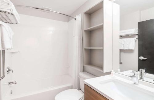 Penn Yan Hotel | Microtel Inn & Suites by Wyndham - Penn Yan