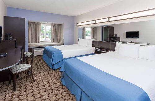 Elkhart Hotel | Microtel Inn & Suites by Wyndham Elkhart