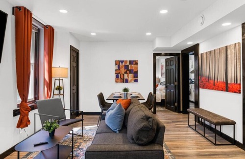 Penn-Knox Apartment | Mid/Long-Term: Spacious 2BR, 1BA Home for 6 Guests