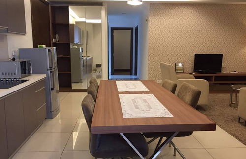 Pekeliling Apartment | Midas Suite @ Regalia Residences by Márgaux