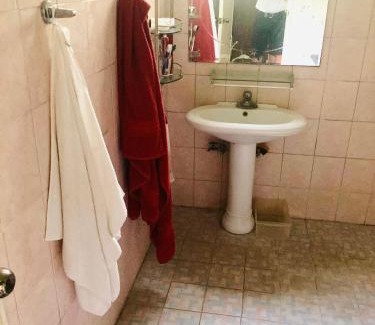 Sison House | Middle Bedroom, Mckirdy's Farm