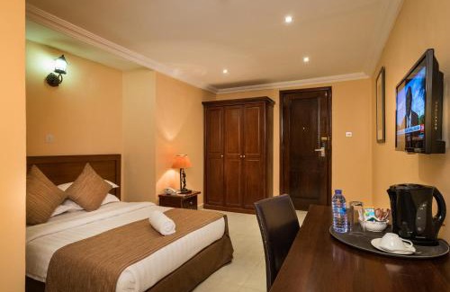 Cantonments Hotel | Midindi Hotel