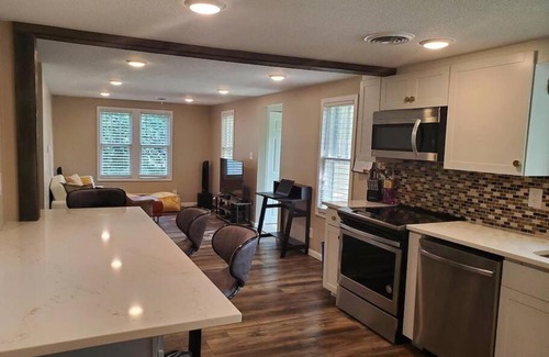 Midland Apartment | Midland Vacation Rental Remodeled Home in Downtown Midland