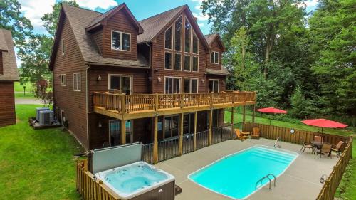 Waterfront Greens House | Midnight Dip