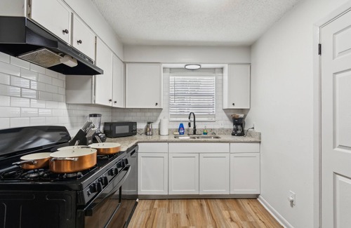 Little Rock House | Midtown Serenity 3