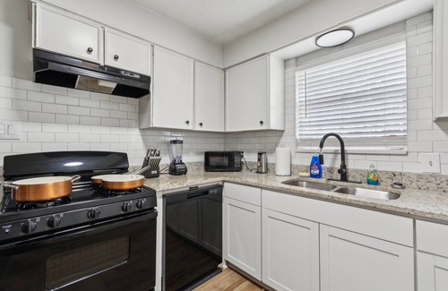 Little Rock House | Midtown Serenity 3