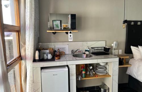 Harrismith Apartment | Midway En Route