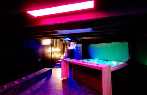 Saint Augustin Apartment | Mieuxqualhotel jacuzzi privatif La retro