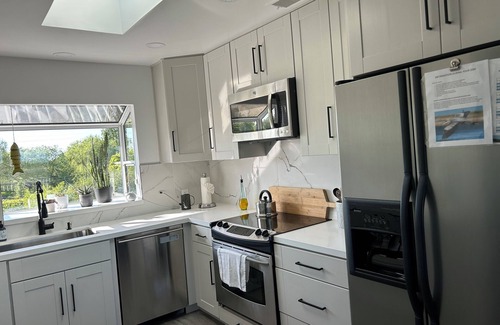 Bethel Island House | Might as well be floating! .on the water's edge!