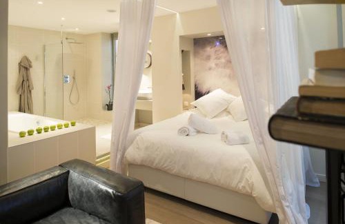 La Presqu'ile Hotel | MiHotel Gailleton