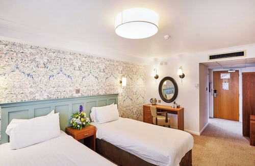 Salisbury Hotel | Milford Hall Salisbury