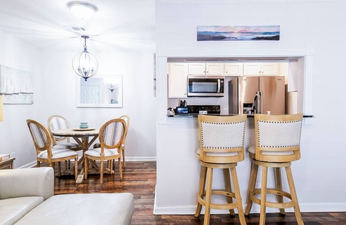 Gulf Park Estates Condo | MILITARY RENTAL - 2 bed/2 bath condo in a gated Ocean Springs community!