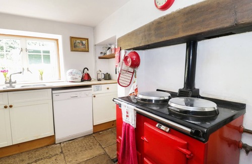 Maiden Newton House | MILL HOUSE, pet friendly, character holiday cottage in Maiden Newton