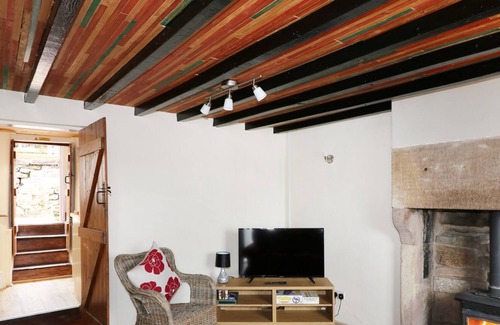 Belper Cottage | MILL VIEW COTTAGE, pet friendly, with open fire in Belper