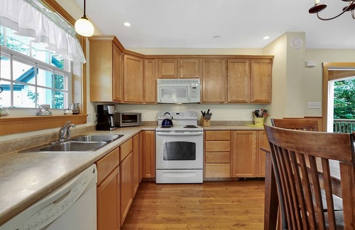 Bethel House | Millbrook Cottage | 3 Bed, 2 Bath