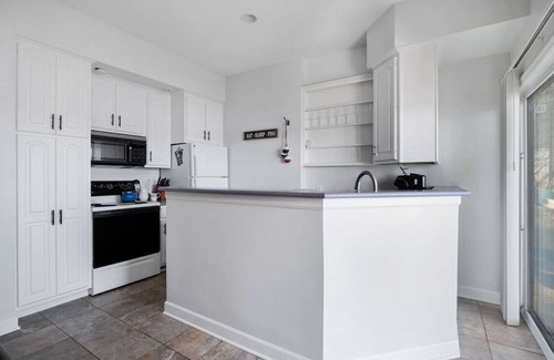 Winchester House | Million Dollar Views: Lakefront, Dock, Kayaks+More