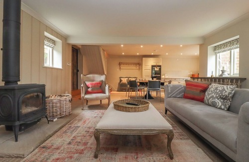 Woolhope Cottage | MILLPOND BOTHY, character holiday cottage, with open fire in Woolhope