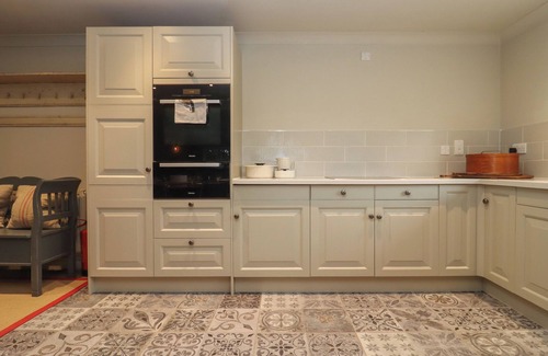 Woolhope Cottage | MILLPOND BOTHY, character holiday cottage, with open fire in Woolhope