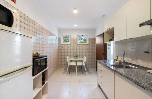 Vale de Seixos Apartment | Milreu Guesthouse - 70m² flat for 4 people