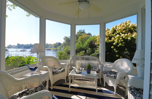 Chautauqua Cottage | Mimi's Lakefront Cottage