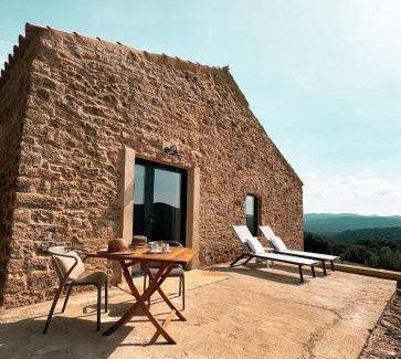 Quart Bed & Breakfast | Mimosa Lodge