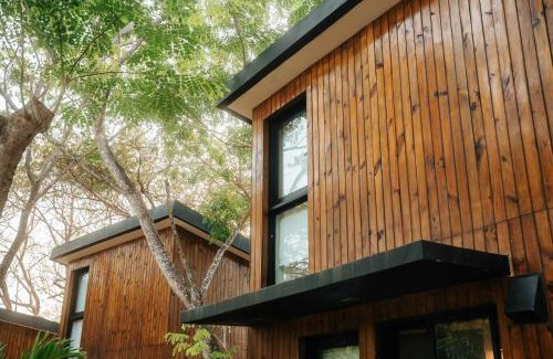 Las Escobas del Venado Apartment | Mind - Oceanfront Jungle Loft