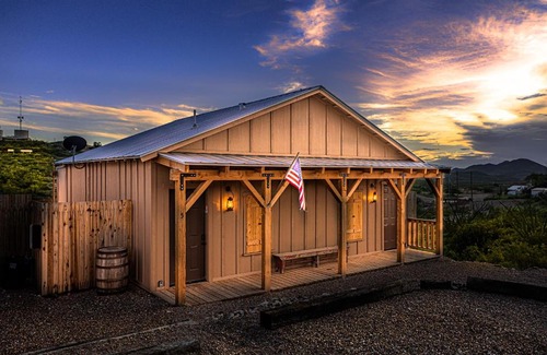 Tombstone Ski Chalet | Miners Cabin #2 - King Bed - Accessible Room - Private Balcony