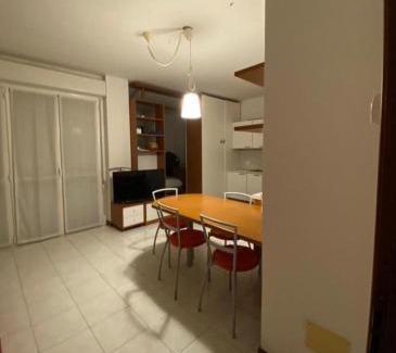 Dalmine Apartment | Mini Appartamento Rosso