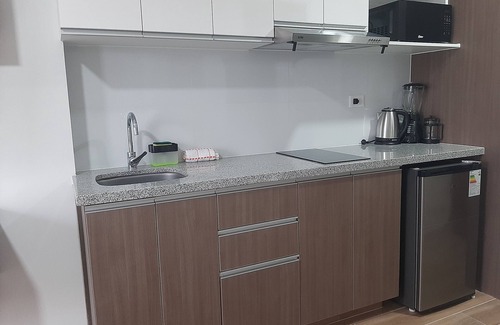 San Miguel Apartment | Mini loft in front of malecon Bertolotto (minutes from Costa 21 and airport)