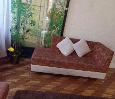 Parroquia Celiano Monge Apartment | Minidepartamento central en Ambato, para 1 a 8 personas en 3 Camas y un colchon