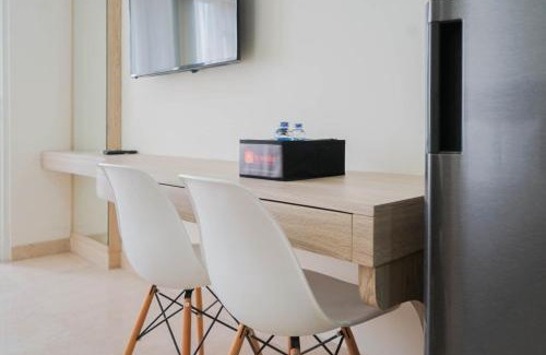Cikini Apartment | Minimalist and Homey Studio Menteng Park Apartment By Travelio