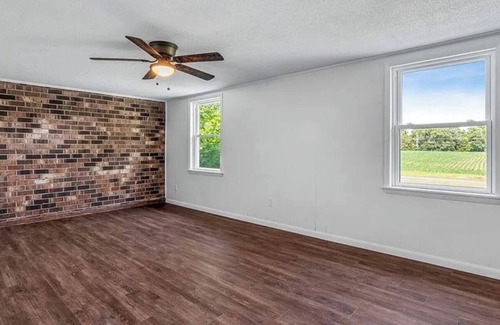 Winston - Salem House | Minimalist Stay