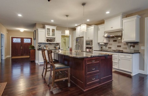 Excelsior House | MINNESTAY* Excelsior Commons ★ HomeTheater ★ Massage Chair ★ Minnetonka ★ Office