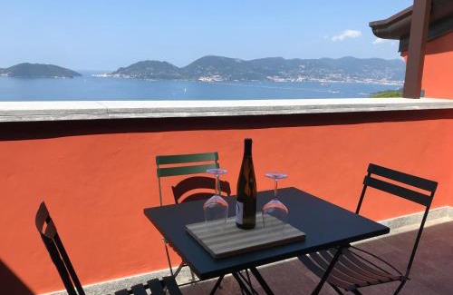 Lerici Apartment | Minnie's Place