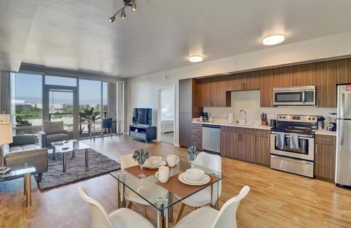 Downtown San Jose Apartment | Mins from Downtown | 2BR In the heart of San Jose & nr SJSU