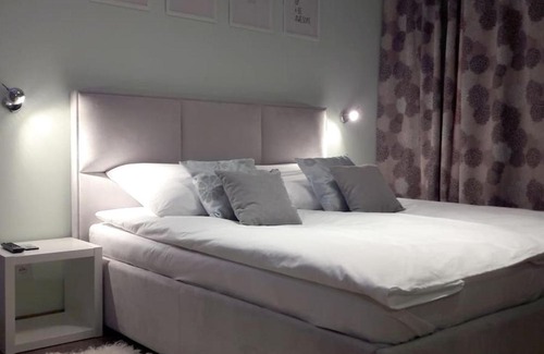 Wilanow Apartment | Mint and Berry Wilanow Apartment