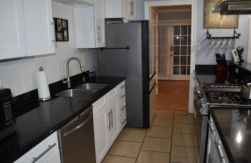Chalmette House | Minutes from New Orleans French Quarter and Bourbon St. 3-Bdrm house; AC, WiFi