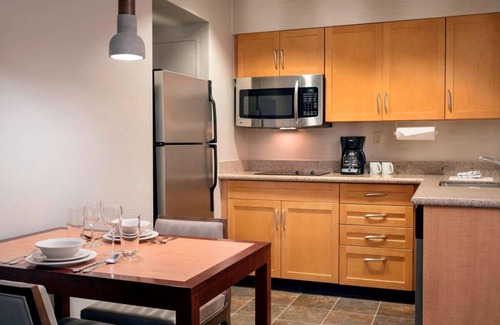 South Scottsdale Apartment | Minutes from Phoenix Art Museum! Free Breakfast, Pool, and Pets are Welcome!