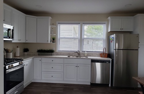 Frederica House | Minutes to DE TURF FIELDS. Quiet beach community.