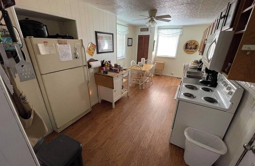 Elbert House | Miracle Mountain Trail house