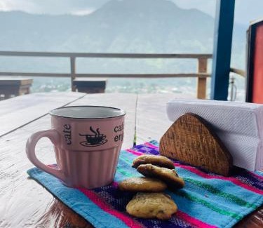 San Juan La Laguna Cabin | Mirador Cabañas de Mike, Café y Restaurante