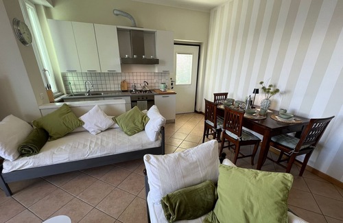 Campino Apartment | Miralago apartment with amazing lake view in Stres