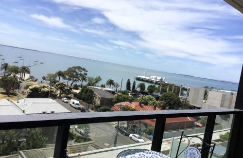 Geelong Apartment | MIRAMAR APARTMENTS 2 Bedroom Apartment with Bay Views on the Geelong Waterfront - 0504