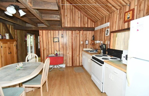 Berkeley Springs Cabin | Mishka at Sleepy Creek