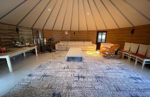 Chuy Province House | Mishka Yurt guesthouse