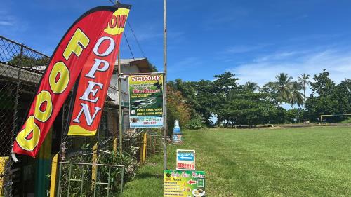 Tortuguero Hotel | Miss Miriam BeachFront Cabins