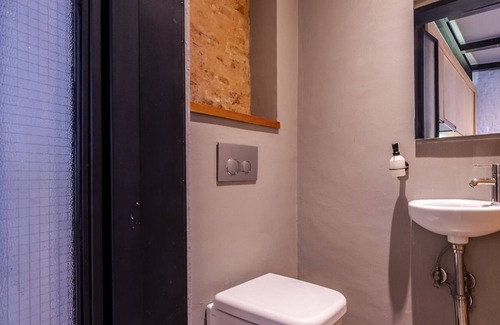 Tophane Apartment | Missafir Charming and Central Flat in Beyoglu