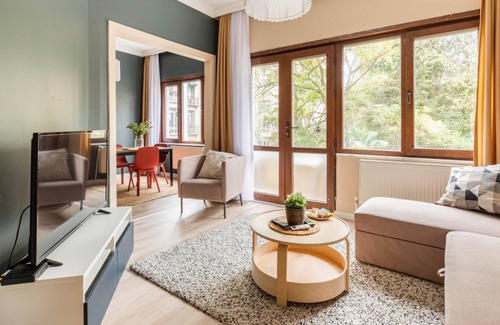 Gumussuyu Mahallesi Apartment | Missafir Stylish Flat Near Taksim Square