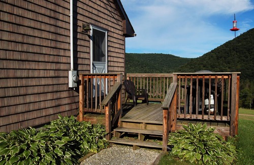 Driftwood Cabin | Misty Pines Whitetail- Lodging With A Marvelous View In Elk Country.