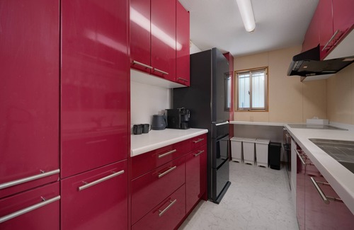 Shinbashi House | Mita Hillside Villa - 4Br, 3.5Ba - MidCentury Modern Luxe